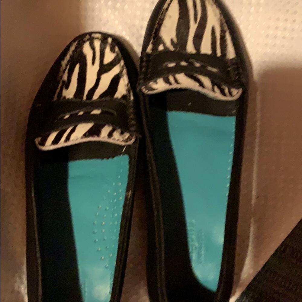 Bass Weejuns Haircalf loafer.  Size 7.